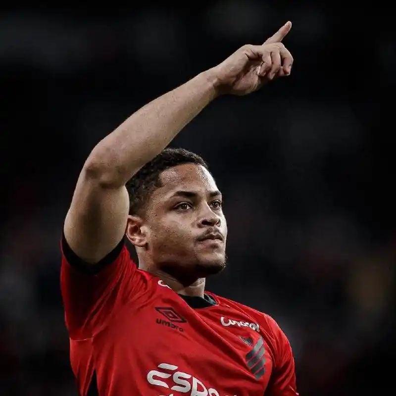 而是在整个 而是在整个